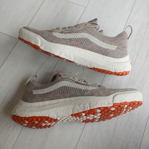 Vans Shoes - VANS NEW ULTRARANGE VR3 Shoes Beach Sand